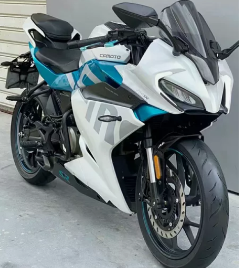 春风250sr 详情看图二 复古街车，水车...