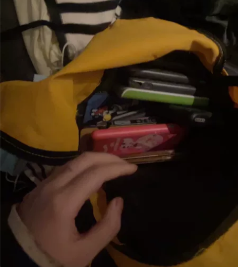 充电宝二十几个,20一个不包邮要的赶紧喽。...