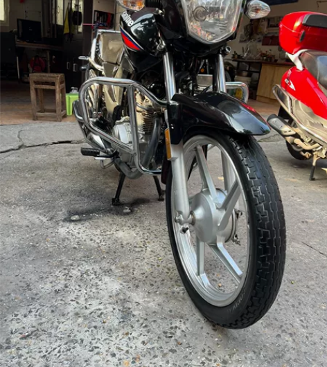 豪爵摩托车DH150。成色新，车况好。拉货...