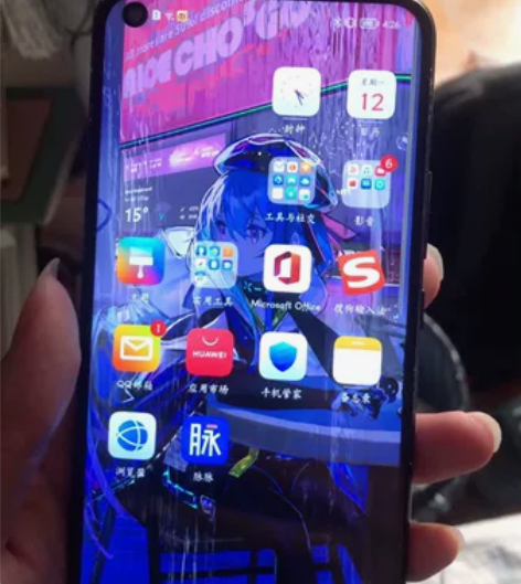 华为nova7 8+256g。刚换的组装屏...