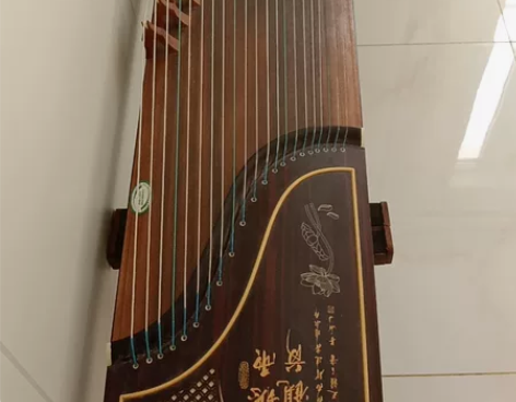 古筝出售，当时脑子一热就买了没怎么弹过 不...