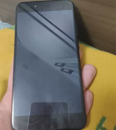 小米5x手机  4+64 成色很好  上网...