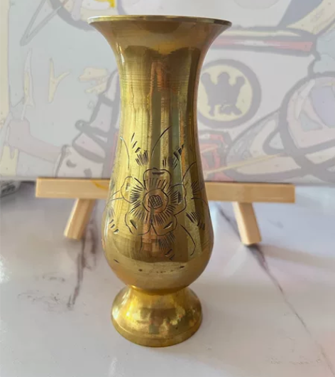 回流老铜花瓶，鎏金工艺，手工雕刻花纹 不大...