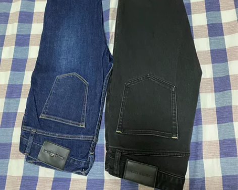 牛仔裤两条，一条长100cm，穿过一次，短...