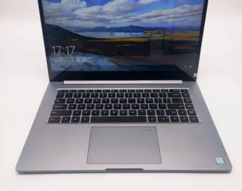 9成新I5-8250 MX150-2G 小...