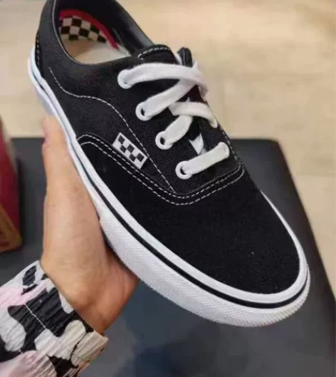 Vans经典，女款，39码，买大了穿一次 ...