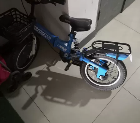 永久儿童自行车,基本是新的,便宜处理,同城...