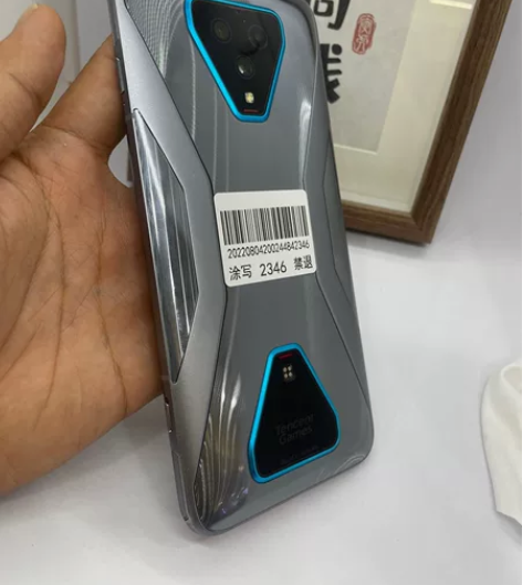 二手黑鲨3pro电竞游戏骁龙865学生备用...