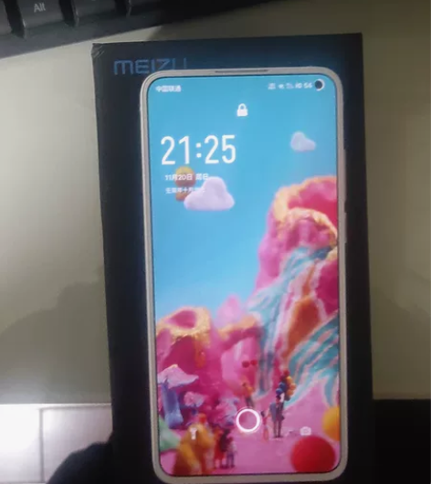 魅族17独角兽 8+128,一直带壳使用...
