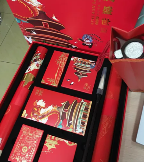 文房四宝 舞文弄墨 龙腾盛世 春已过半 福...