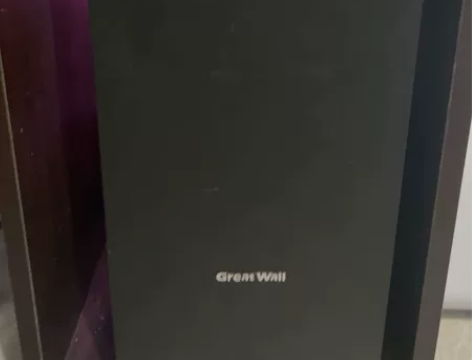 无玻璃侧板长城机箱,4月份买的,保护挺好的...