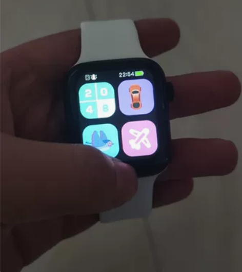 飞亚达智能手表 没用几天 基本全新 原机膜...