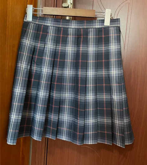 学生裙,全新,XL码,裙长48cm,腰围7...
