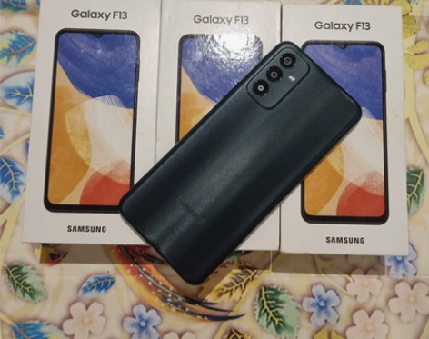 三星F13 型号是E135F 全新正品 有...