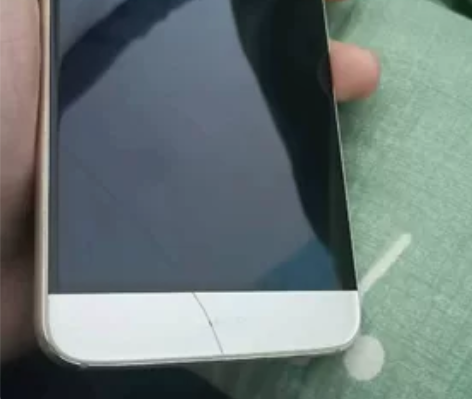 华为麦芒五,4+64自用全原装,成色很新,...