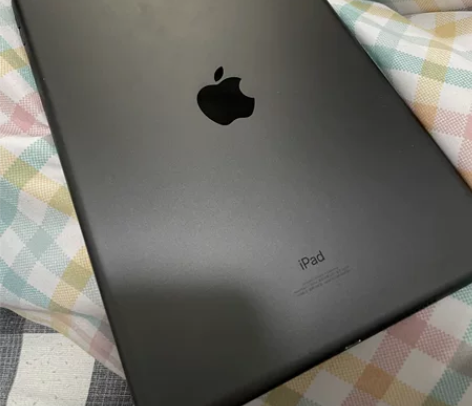 iPad 2019国行第七代灰色32G，无...
