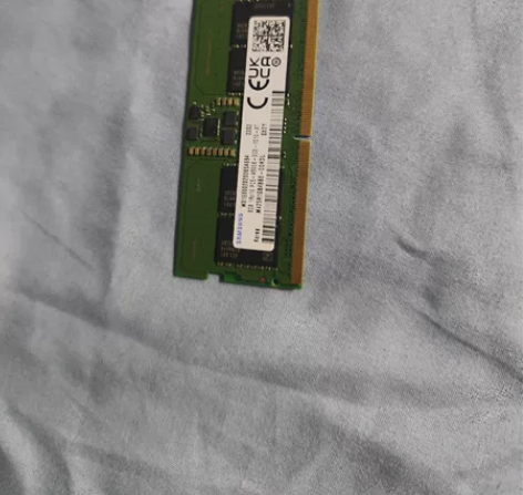 三星ddr5笔记本8G内存条,2022拯救...