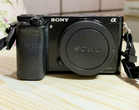 （暂挂不出）急出！！索尼微单A6000新手...
