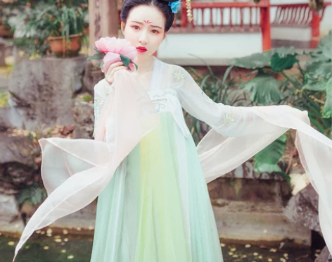 都城南庄新品汉服女齐胸襦裙原创绣花襦裙，只...