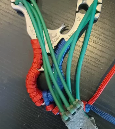 全新卡球弹弓,复合狼锌合金材质,六卡狼鹿角...