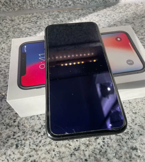 自用iPhone X,国行19年购于京东苹...