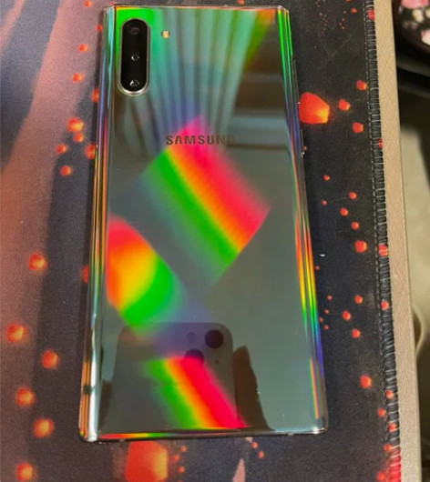 出一个完美屏完美后盖的三星note10 屏...