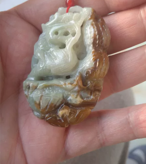 玉雕年年有余!啥玉不认识! 感兴趣的话点“...