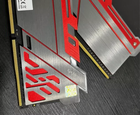 影驰极光ddr4 c16 2400内存 ...