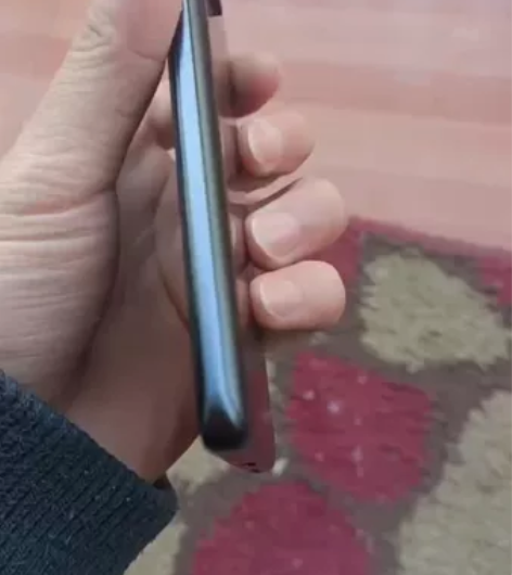小米12s  95新。12+512黑色。帮...
