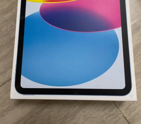 年会抽到的iPad10代,64g,银色 感...