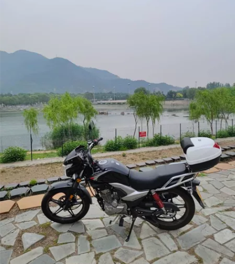 宗申牌挂档摩托车,150cc,京西车行购买...