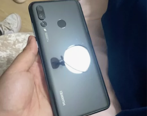 8128的华为nova3  应该是 忘记型...