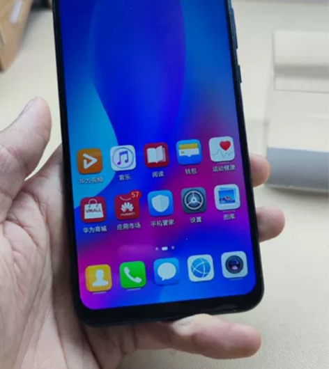 109号 华为nova3  6+64内存，...