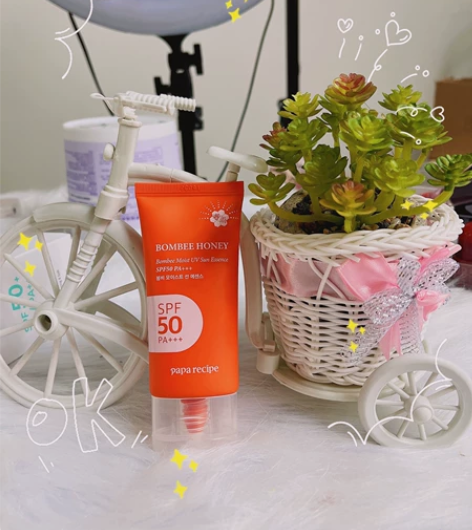 春雨防晒，直播间显示品，9.9成新 感兴趣...