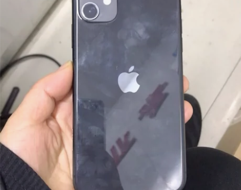 苹果11 128g 美版无锁，之前换过屏，...