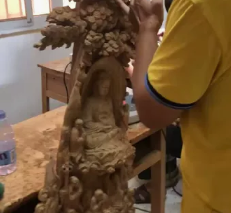 事不敢省力,艺不可少工。 精益求精,力求臻...