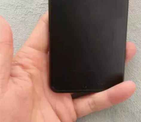 荣耀v10手机,6加128的,成色很不错,...