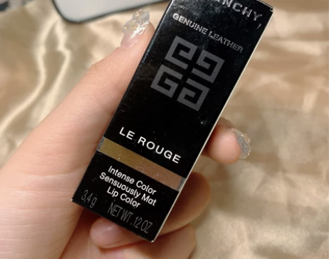 纪梵希口红 仅试色已过期要的直接拍
