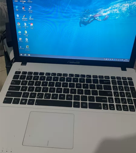 出一台闲置华硕笔记本,一直当编程学习机使用...