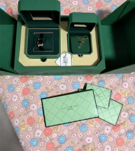 LOLA ROSE正品，项链加手表一套，可...