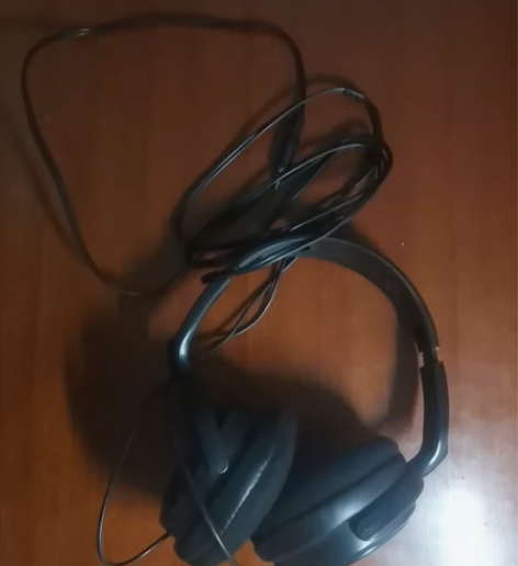 飞利浦电脑耳机，听音乐、考试很实用。 感兴...