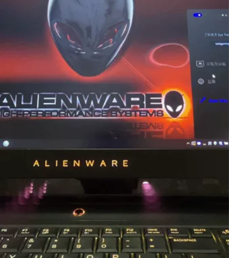 外星人笔记本99新，大型游戏吃鸡无压力，自...