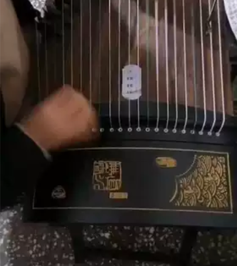 古筝，全新黑檀实木筝，配件齐全，质量音质非...