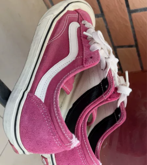vans板鞋潮鞋 感兴趣的话点“我想要”和...