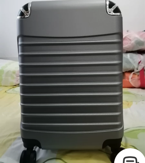 全新20寸拉杆箱,万向轮+密码锁+防撞角,...