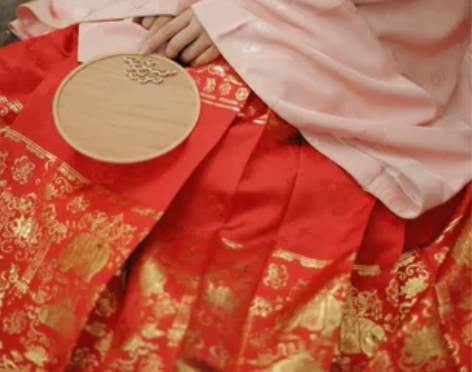 兰若庭 汉服 太平有象 马面 织金马面 明...