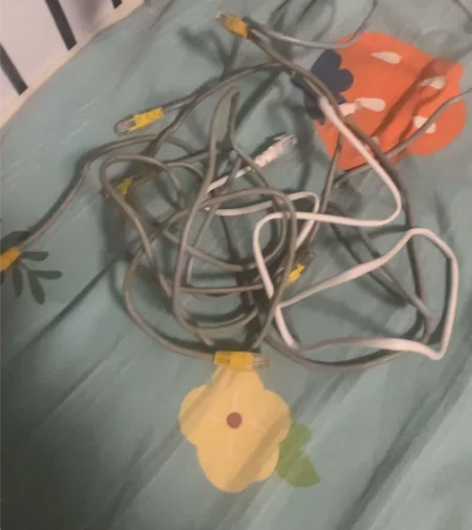 电脑网线 三个短的 一个中等还一个长的 需...
