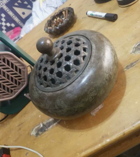 纯铜光面香薰炉。接近6斤重，266元包邮非...