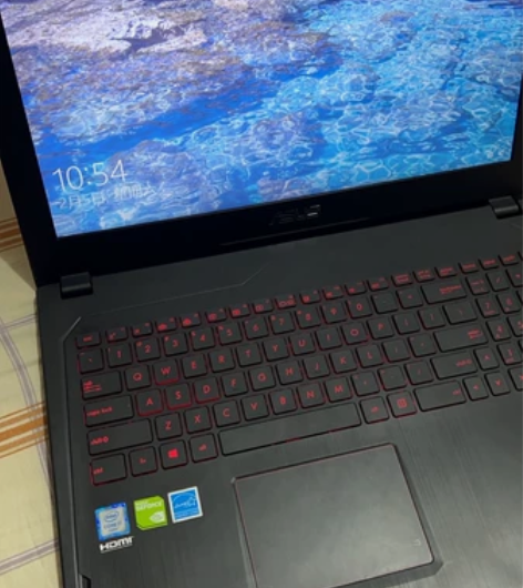华硕飞行堡垒第三代游戏本128+1TB,带...