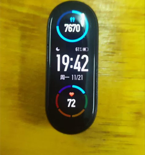 小米手环6 刚买没多久